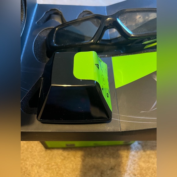 Nvidia 3D Vision Wireless Glasses - Picture 9 of 16